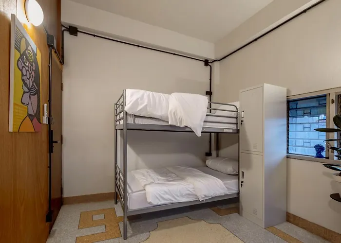 Hotel Mornsamyan 3*